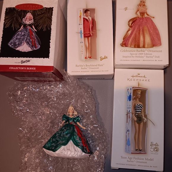 Hallmark keepsakes Barbie Christmas decor. - Picture 7 of 11